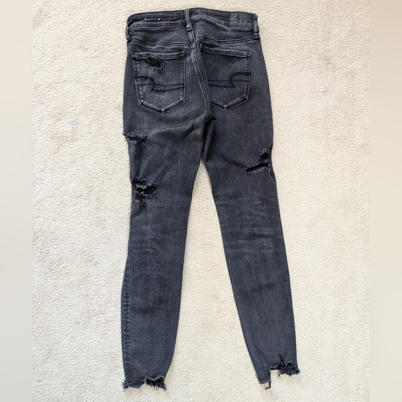 American Eagle Outfitters Gray Distressed Ankle Jeans Size 6 Regular - Picture 3 of 7